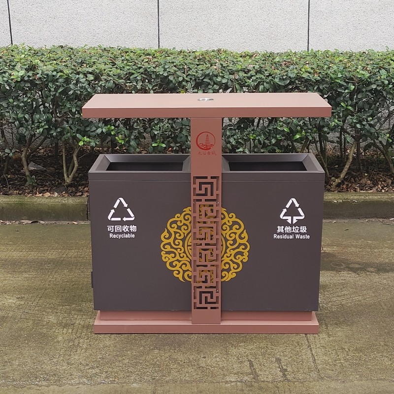 公园垃圾桶