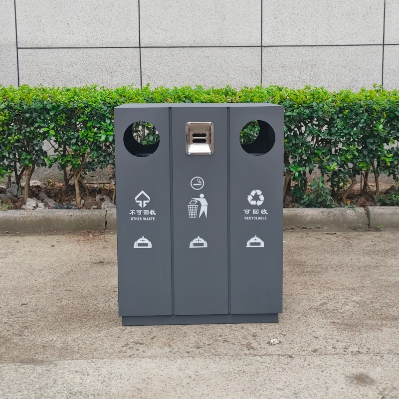 城市垃圾桶